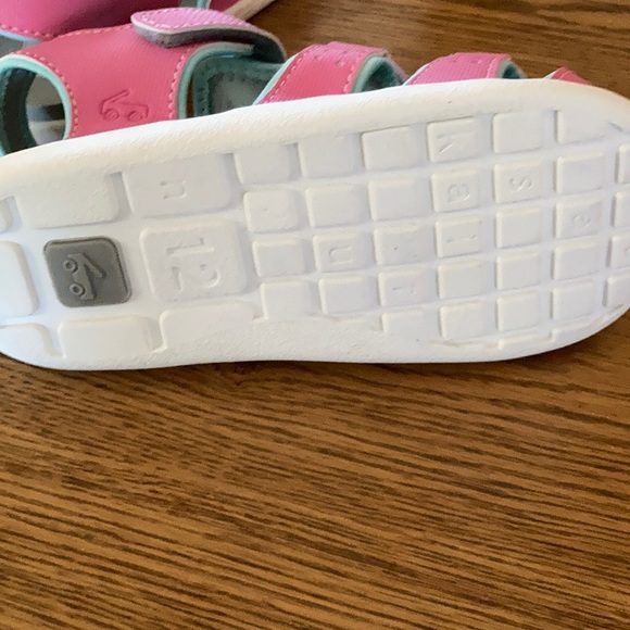 New See Kai Run girls Velcro pink sandals 12 - Picture 6 of 6